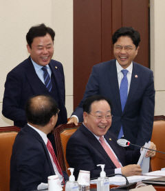 광주 軍공항 이전 특별법 통과…TK신공항특별법 4월 본회의 통과 청신호