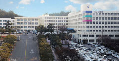 수천만원 받고 수사 상황 빼낸 브로커들, 첫 공판서 혐의 인정