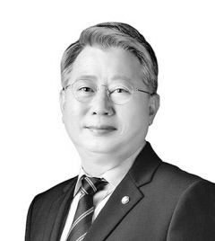 [여의도 메일] 유권자가 아닌 정당이 당선인을 결정하는 선거제도의 운명은