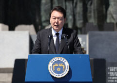 尹대통령 4·19 기념식서 