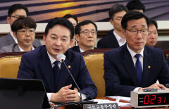 원희룡 국토부장관, 전세 사기 피해 원인 두고 야당과 '충돌'