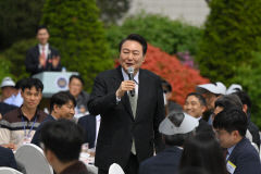 尹대통령 1주년 깜짝 오찬 