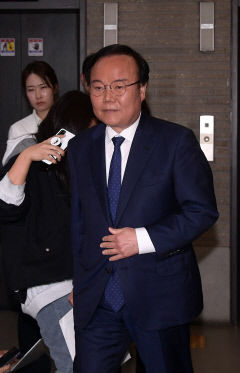 국민의힘 윤리위...김재원 당원권 정지 1년, 태영호 3개월