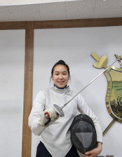 클럽팀 소속으로 대구 펜싱 미래 밝히는 조주현양