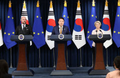 尹-EU 지도부 정상회담, 그린·보건·디지털 및 안보·공급망 협력 강화