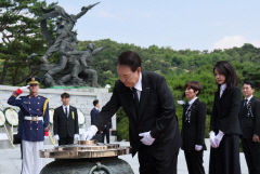 [속보]尹 현충일 추념사…