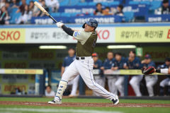 삼성 라이온즈, 득점권 찬스 5차례 날리며 NC에 0-4 패배…한달 만에 영봉패