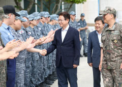 이철우 경북도지사, 울릉도 찾아 현장 목소리 경청