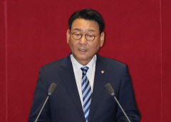 민주당 상임위원장 인선 마무리…김철민, 김교흥, 이재정, 신동근, 박정, 서삼석 선출