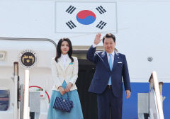 프랑스·베트남 순방길 오른 尹, '엑스포 유치' 위해 직접 영어 PT