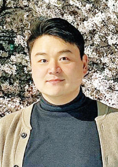 [문화산책] 카페 속 수많은 나를 돌아보며