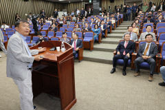 IAEA 최종 보고서 공개 하루 앞두고, 여야 공방 격화
