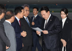 대통령실 尹 타임라인 공개하며 수해대응 강조…野 컨트롤타워부재 반박