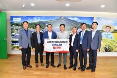 대한전문건설협회 경북도회, 집중호우로 어려운 학생 위해 경북도에 장학금 1천만원 전달