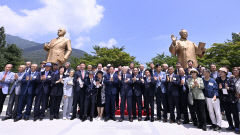 [포토뉴스] 휴전협정 70주기에 제막된 이승만·트루먼 대통령 동상