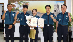 최주원 경북경찰청장, 10개 흉기 소지자 신속 검거한 김 순경 표창 및 격려