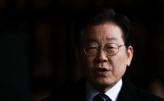 이재명, 쌍방울 대북송금 관련 제3자뇌물 혐의로 檢 입건