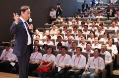 與, 연찬회 열고 정기국회·총선 전략 논의…