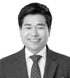 [아침을 열며] 당연시해 온 기대와 믿음이 사라지는 세상