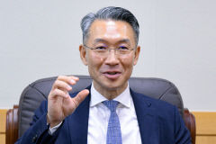 '향토건설사 맏형' 화성산업과 젊은 CEO 이종원 회장의 비전…