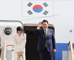 尹대통령 아세안·G20 참석 위해 5박7일 인니·인도 순방길 올라
