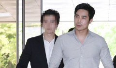 이근 또 입건…경찰서에 운전해 갔다가 '무면허' 적발