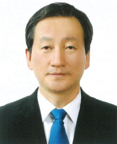 새 방송통신심의위원장에 류희림…野 퇴장 속 호선