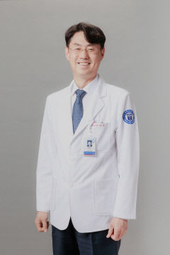 손대구 동산병원 성형외과 교수,'한 손에 잡히는 모든 상처' 지침서 출간