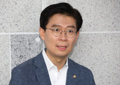 조정훈 시대전환 의원, 국민의힘과 합당 의사 밝혀