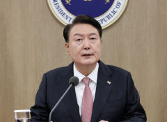 [속보] 尹 교권 4법 공포에 
