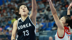 [아시안게임] '5년 전 단일팀' 남북 女농구 맞대결…역전승, 사실상 8강 확정