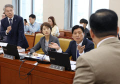 국감 '오염수' 격돌…與 