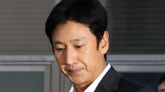 마약 투약 혐의 이선균, 경찰 조사 후 귀가…진술은 거부