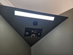 MZ들의 놀이 '셀프 사진관'…'하이앵글' '로우앵글' 형태 변화 중