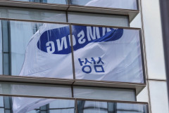 삼성전자 3분기 영업익 2.4조…반도체 적자는 3.7조