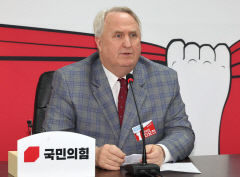 국힘 혁신위, 2호 안건으로 '동일 지역구 3선 연임 제한' 만지작