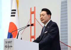 尹 美샌프란 순방 첫날, 동포만남 및 CEO 만나 기조강연…애플 팀쿡 접견도