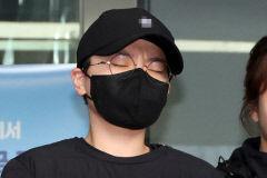 [속보] 전청조 검찰 기소…피해자 27명에 30억 가로채