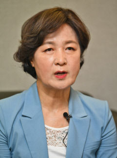 추미애, 尹 징계 뒤집은 항소심에 