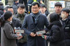 송영길 전 대표 구속에 날벼락 맞은 민주당…벌써 '거리두기'
