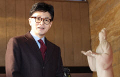 [속보] 與 한동훈, 비대위원에 김예지·민경우·김경률·구자룡 등 지명직 8명 지명