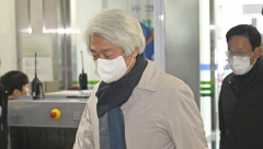 '국제뇌물 혐의' 김태오 DGB금융 회장, 1년10개월 만에 무죄…사법리스크 해소