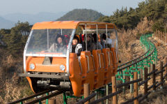 휴식공간 부족한 구미시민, 산림 찾는다