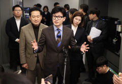 김건희 리스크에 고심 깊어지는 한동훈 비대위원장