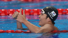 김우민이 해냈다…한국 수영, 13년 만에 세계선수권 金