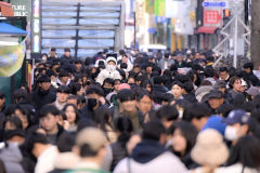 MZ세대 '취미생활' '자기관리 용품'에 지갑 연다…여행·스포츠용품 등 인기