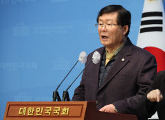 더불어민주당 설훈 의원 탈당…