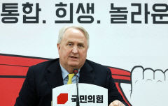 인요한, 與 위성정당 비례 신청...국민의미래 선대위원장 거론