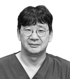 [메디컬 窓] 전공의에 의존하는 왜곡된 한국의료