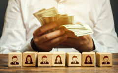 대기업 직원 평균 연봉 vs 경영진 최고 수령자 연봉…지난해 격차 더 커져